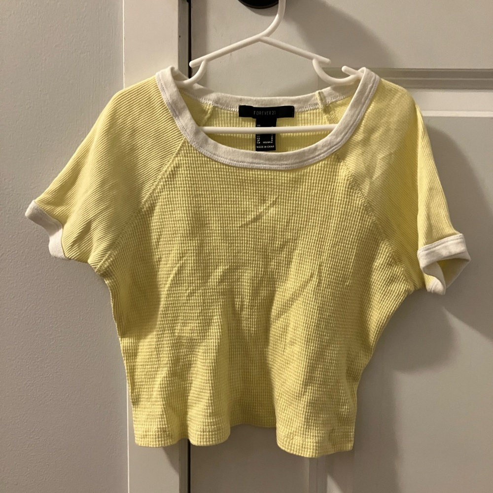 Forever 21 Yellow Short Sleeve Tee